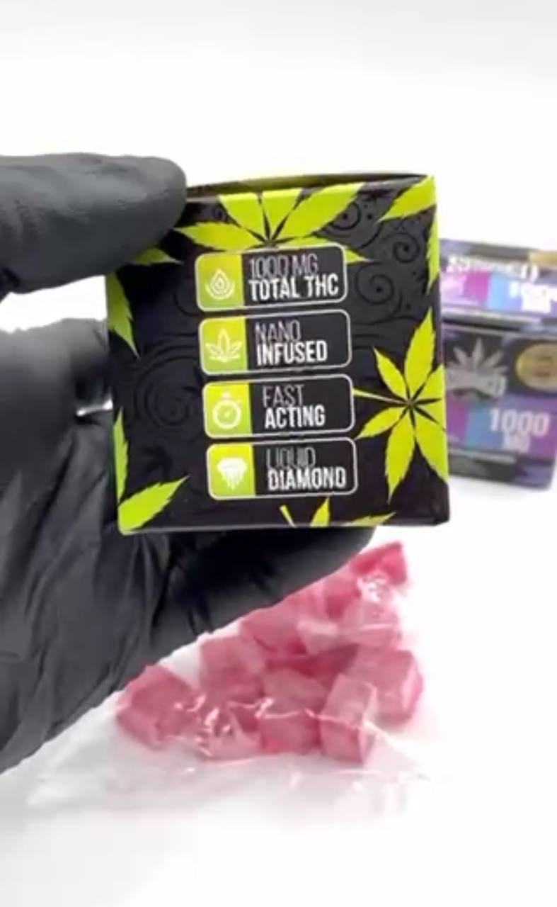 IMG 74F92F8DEB3E 2 1 Smashed Cannabis Infused Gummies 1000MG - Image 3