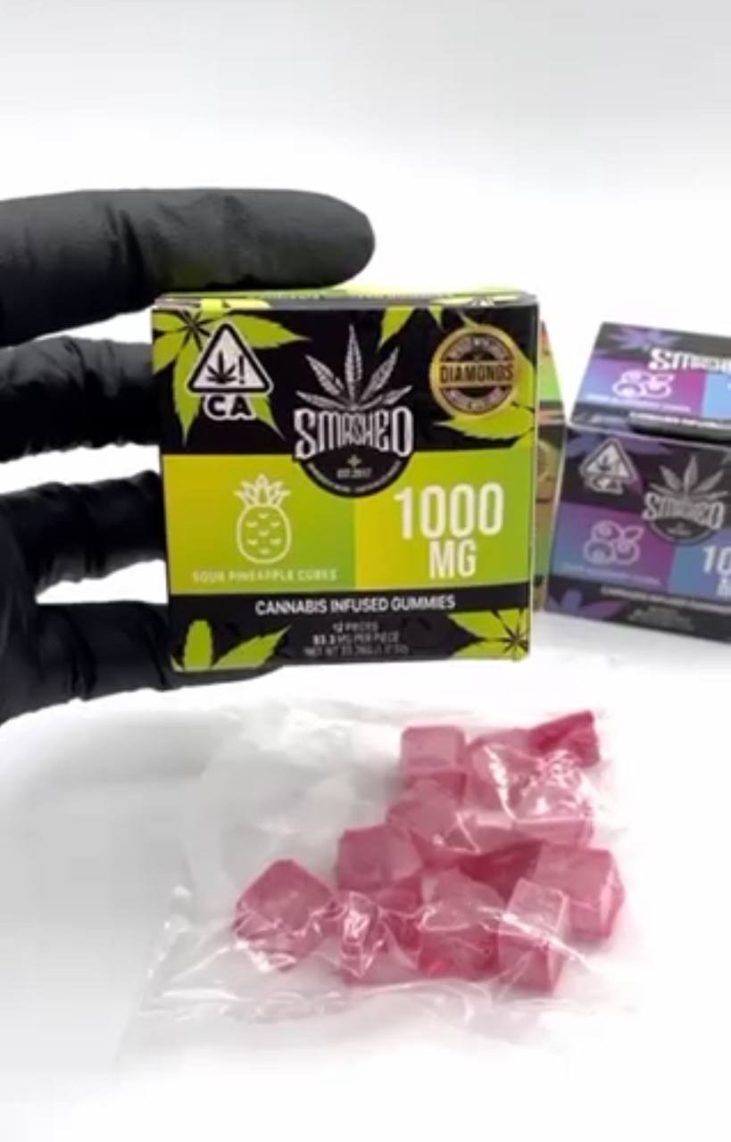 IMG 74F92F8DEB3E 3 1 Smashed Cannabis Infused Gummies 1000MG - Image 2