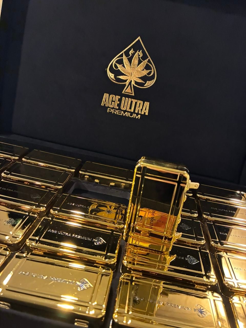 image 2316 1 ACE ULTRA PREMIUM 2G DISPOSABLE: THE SIGNATURE GOLD COLLECTION – MINIS GEN 5 - Image 4